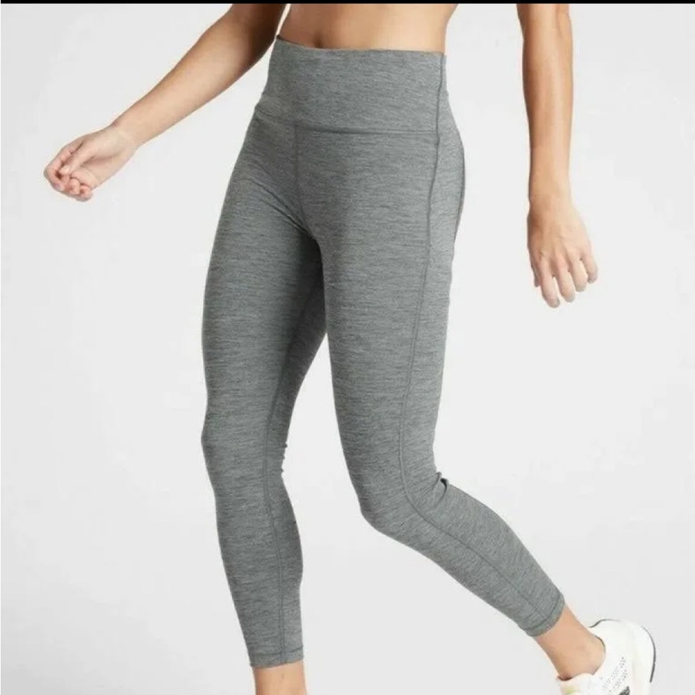 Athleta Ultimate Stash 7/8 Tight Leggings Size Small Grey Heather